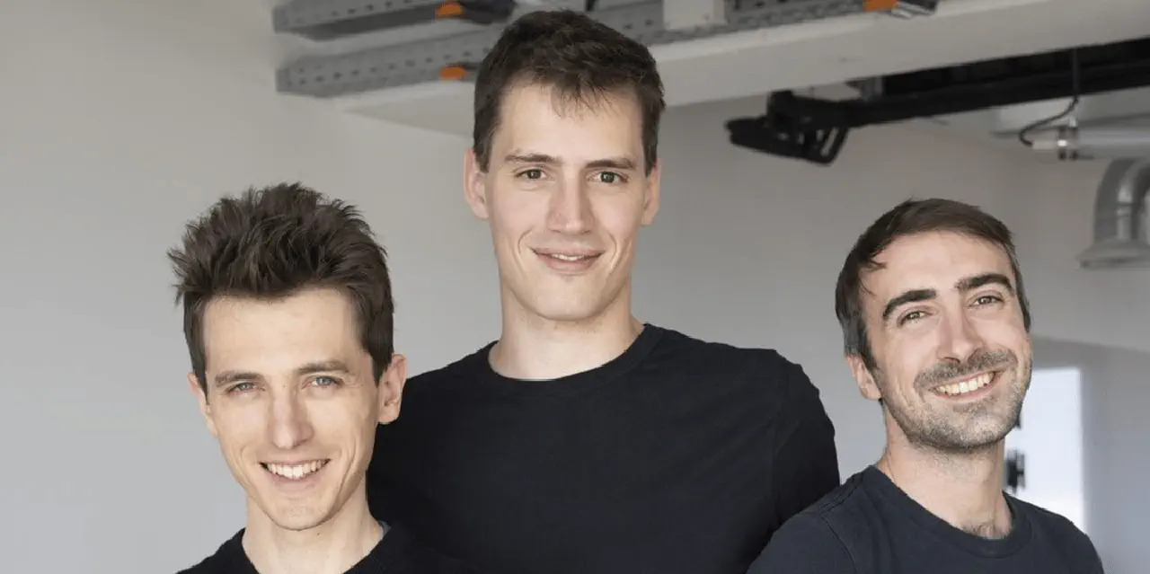 Intelligence artificielle : le champion français Mistral se hisse au niveau d'OpenAI